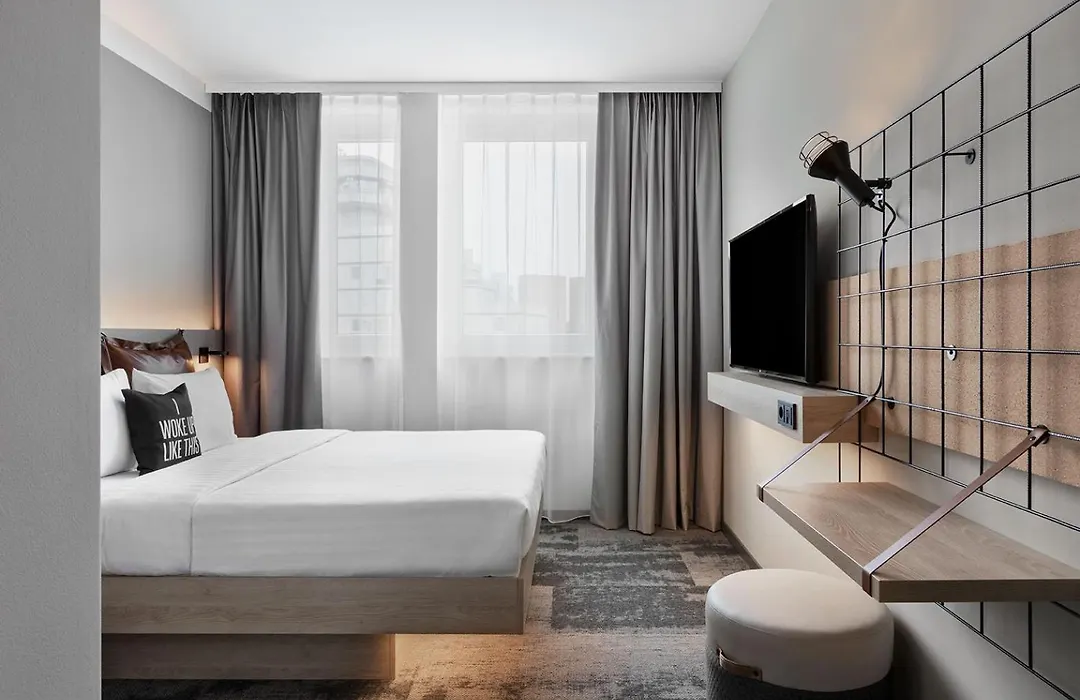 Moxy Duesseldorf City-1