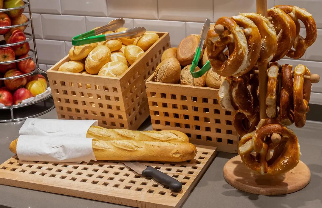 Holiday Inn Express - Munich North By Ihg-1