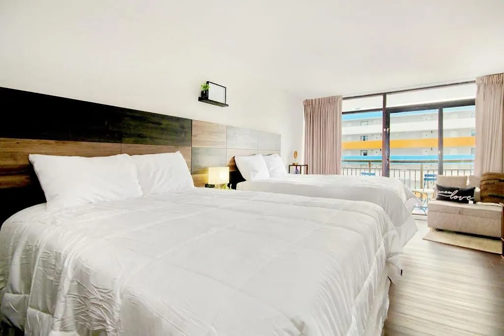 Landmark Resort 1208-1