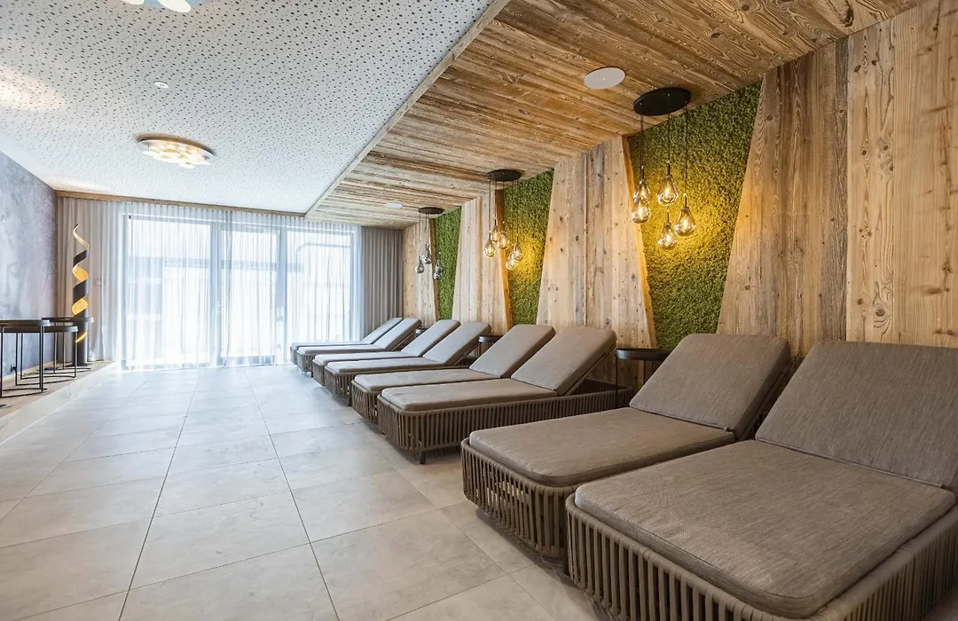 Zillertal Suites Fuegen By Alps Resorts-1