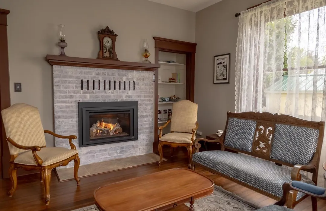 The Pearl Inn Bed And Breakfast-1