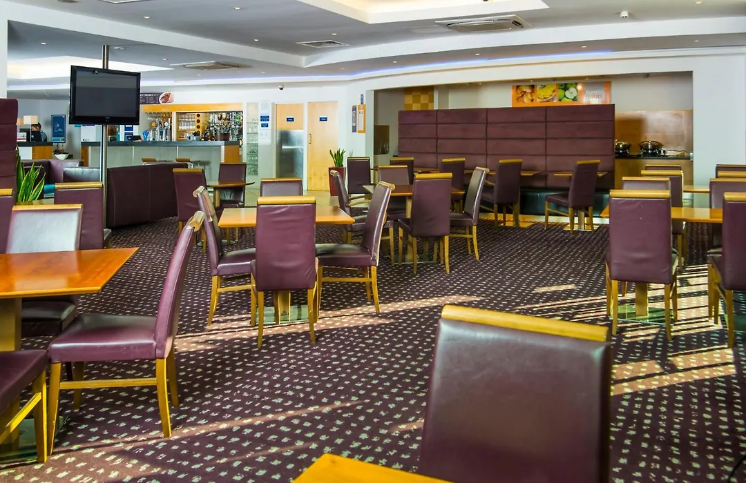 Holiday Inn Express Cambridge By Ihg-1