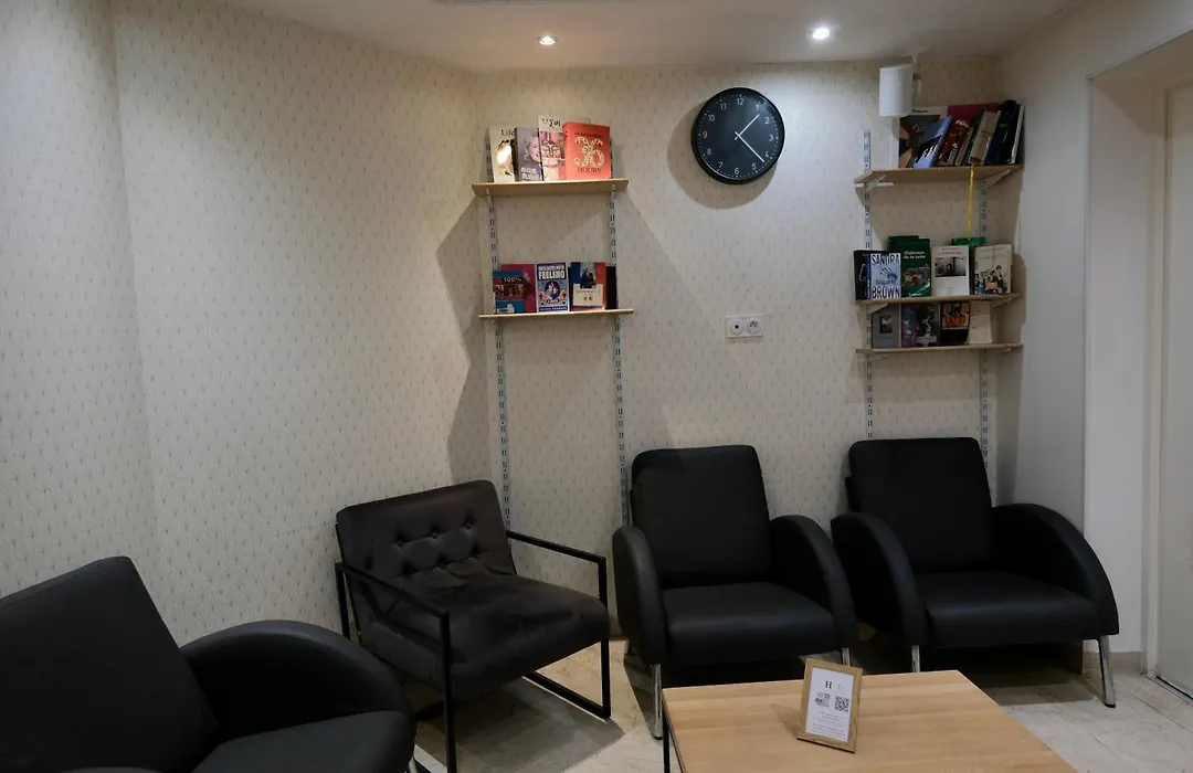 Hipotel Paris Voltaire Bastille-1