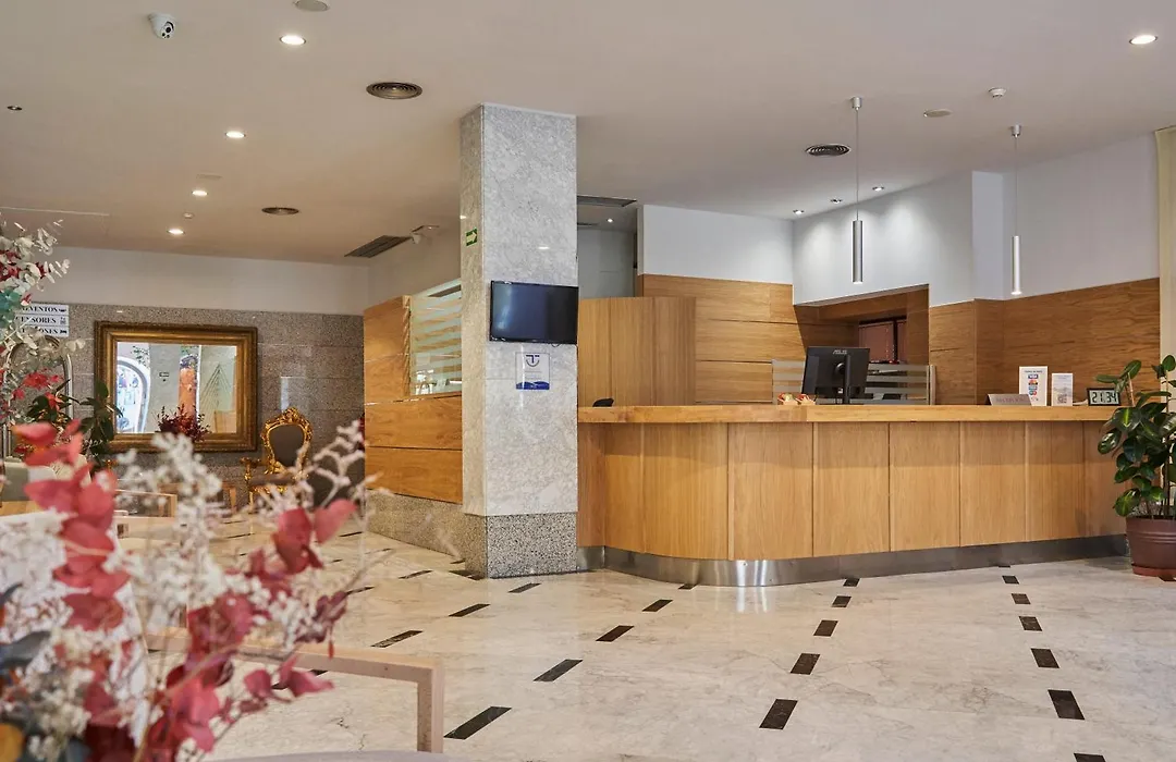 Hotel San Juan De Los Reyes-1