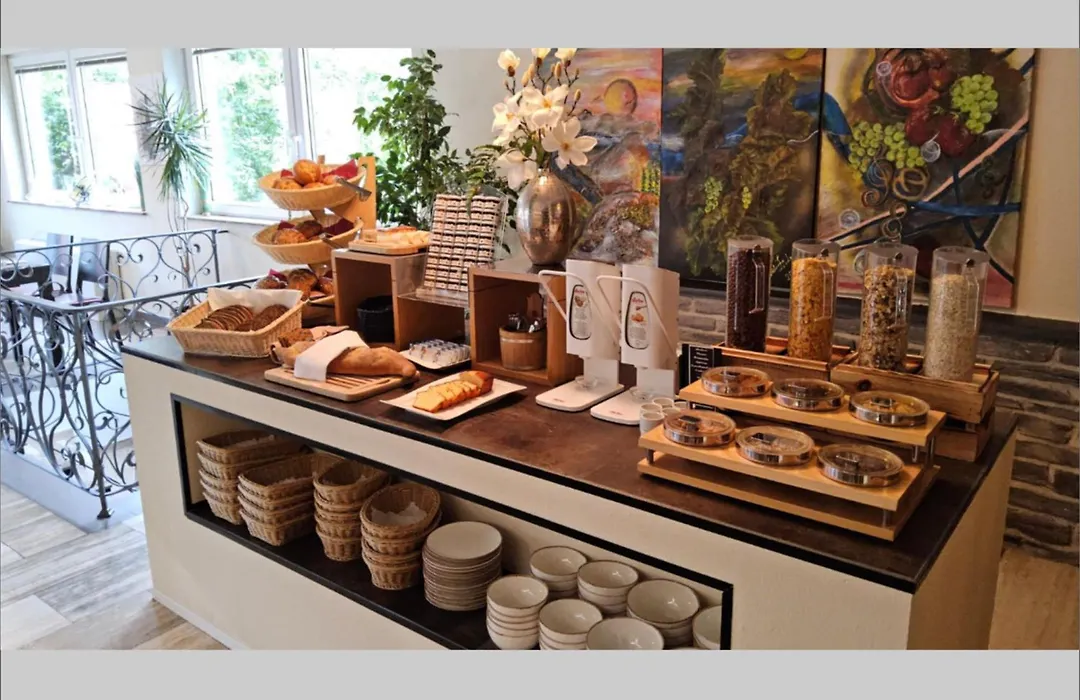 Christiana's Wein&Art Hotel-1