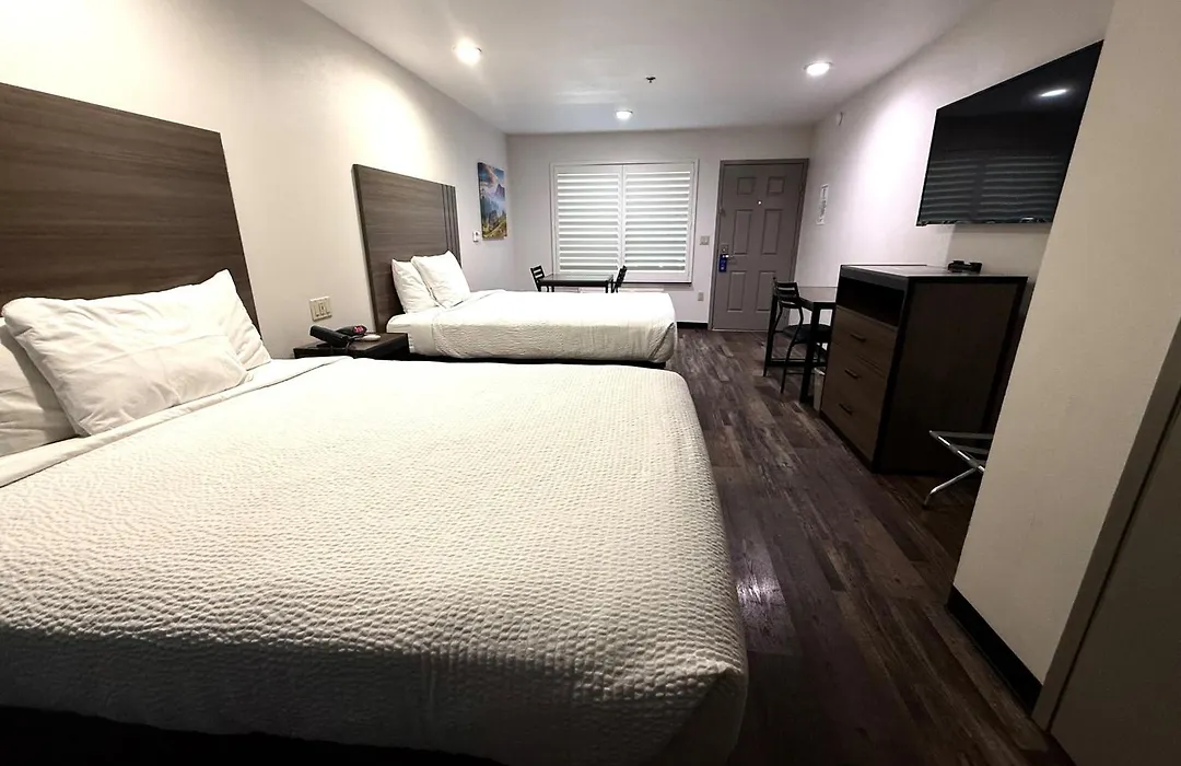 Baymont By Wyndham Manteca-1