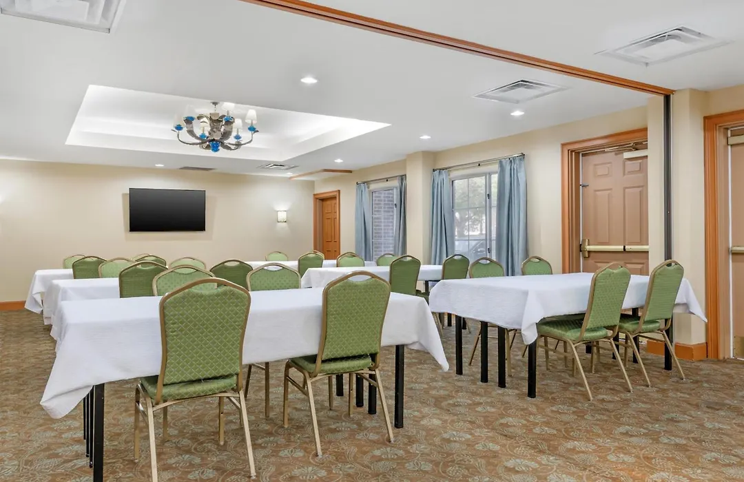 Best Western Plus Orlando Lake Buena Vista South Inn & Suites-1