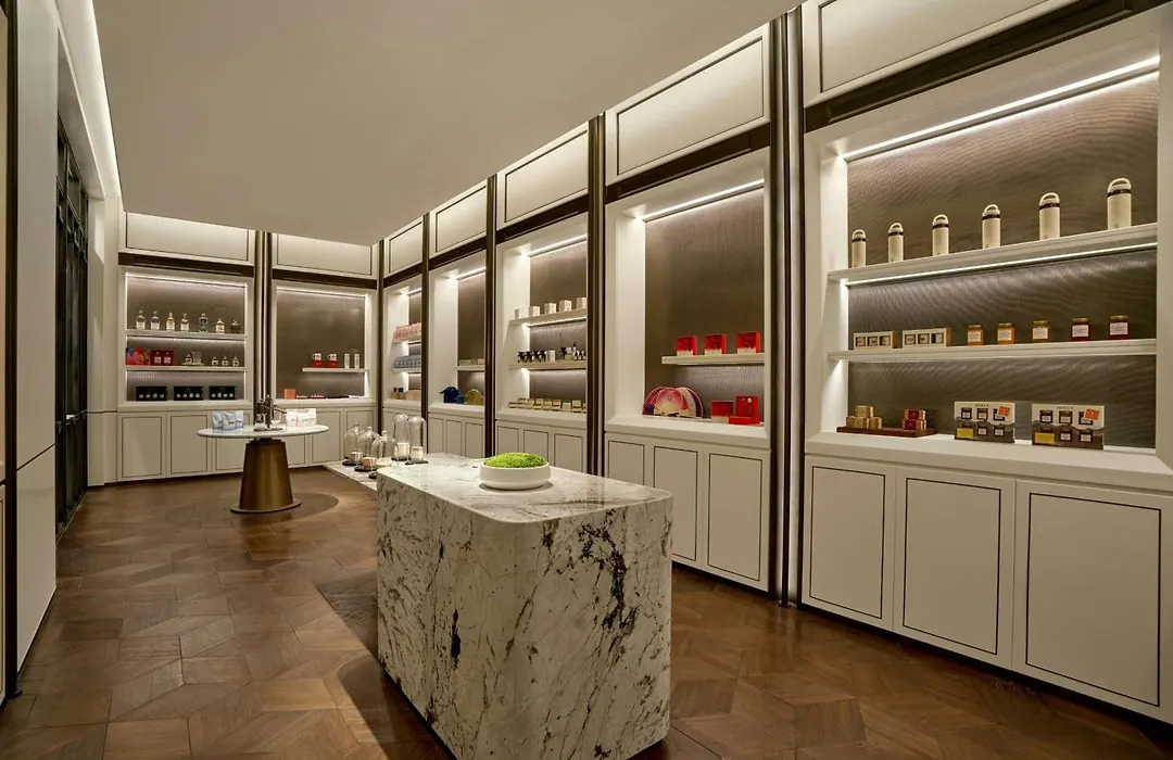 Jw Marriott Hotel And Suites Saigon-1