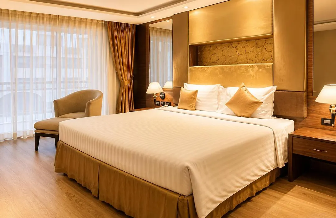 Nova Gold Hotel Pattaya-1