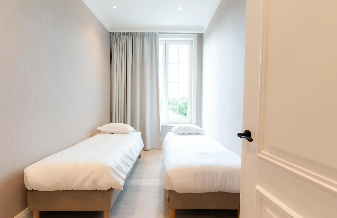 Hotel Lodewijk Van Male-1