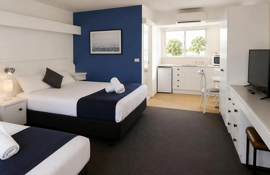 Forster Motor Inn-1