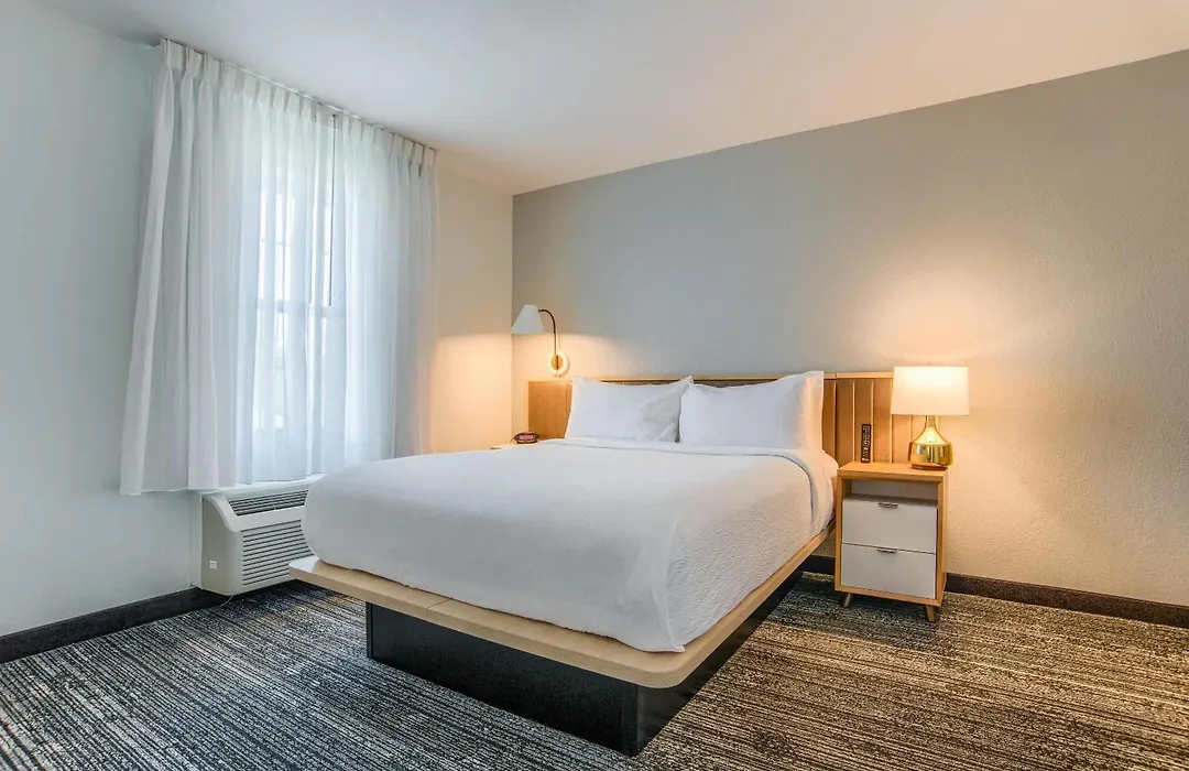 Mainstay Suites-1