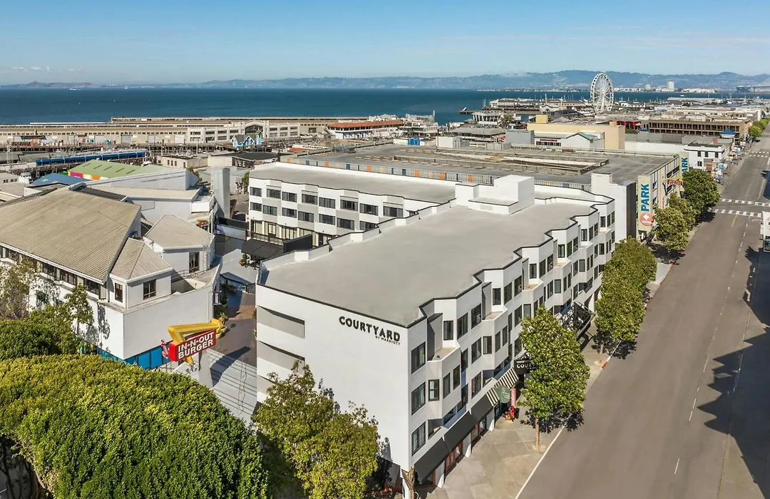 Courtyard By Marriott Fishermans Wharf-1