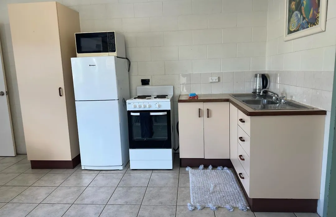Coral Reef Apartments-1