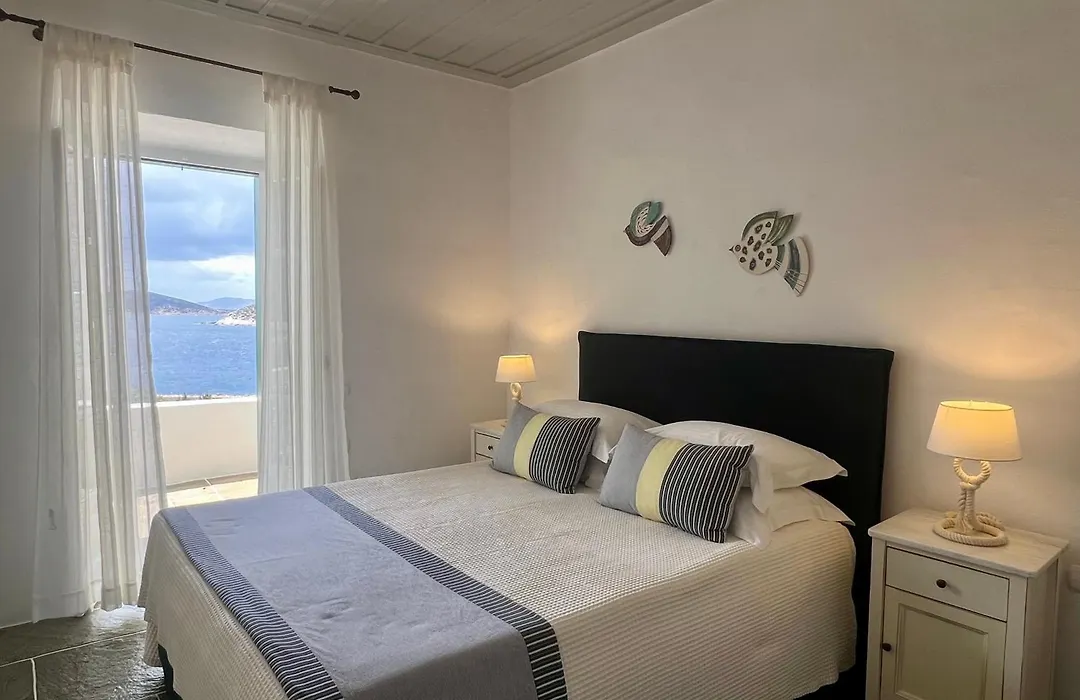 Niriedes Hotel-1
