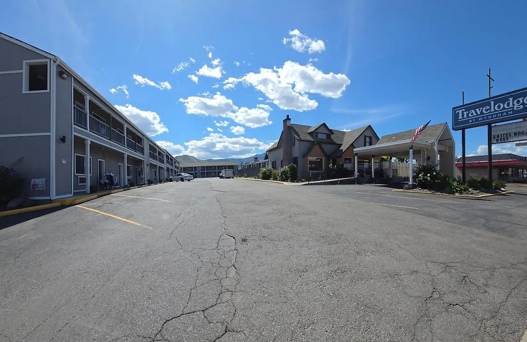 Travelodge By Wyndham Wenatchee-1