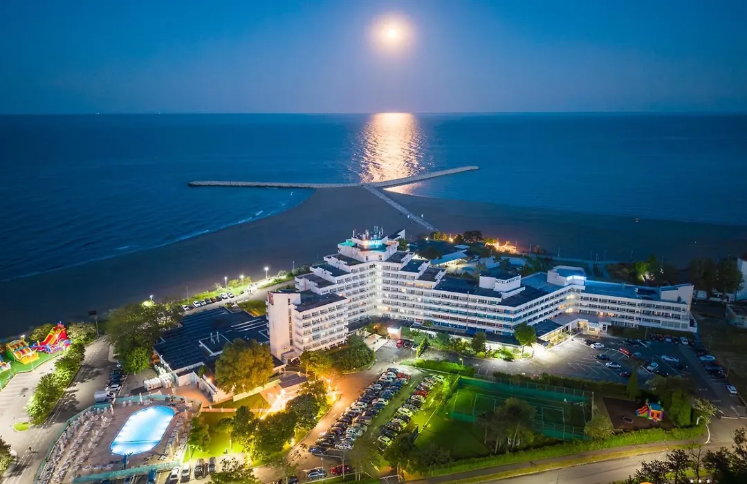 Hotel Opal-1