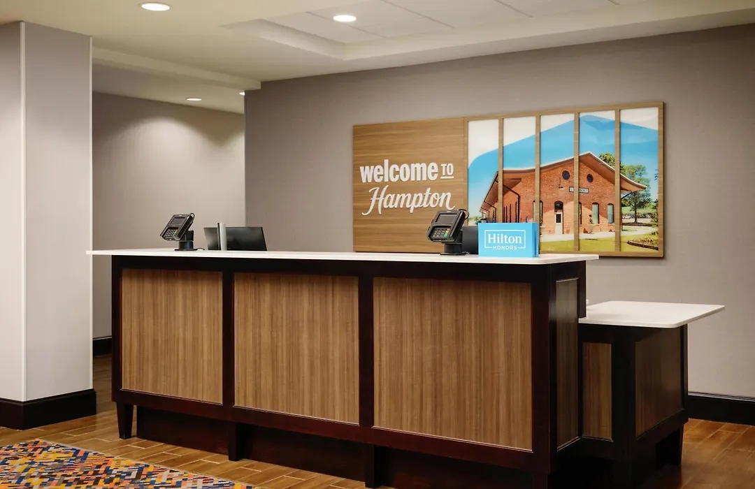 Hampton Inn Thomson-1