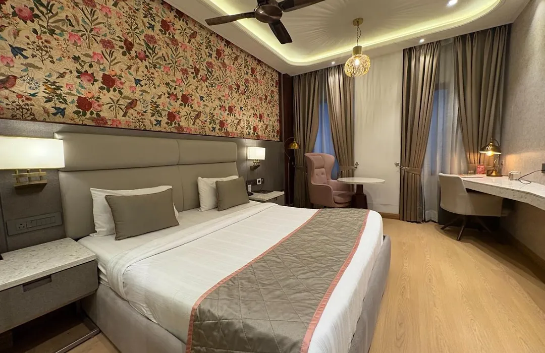 Hotel Rajshree & Spa-1