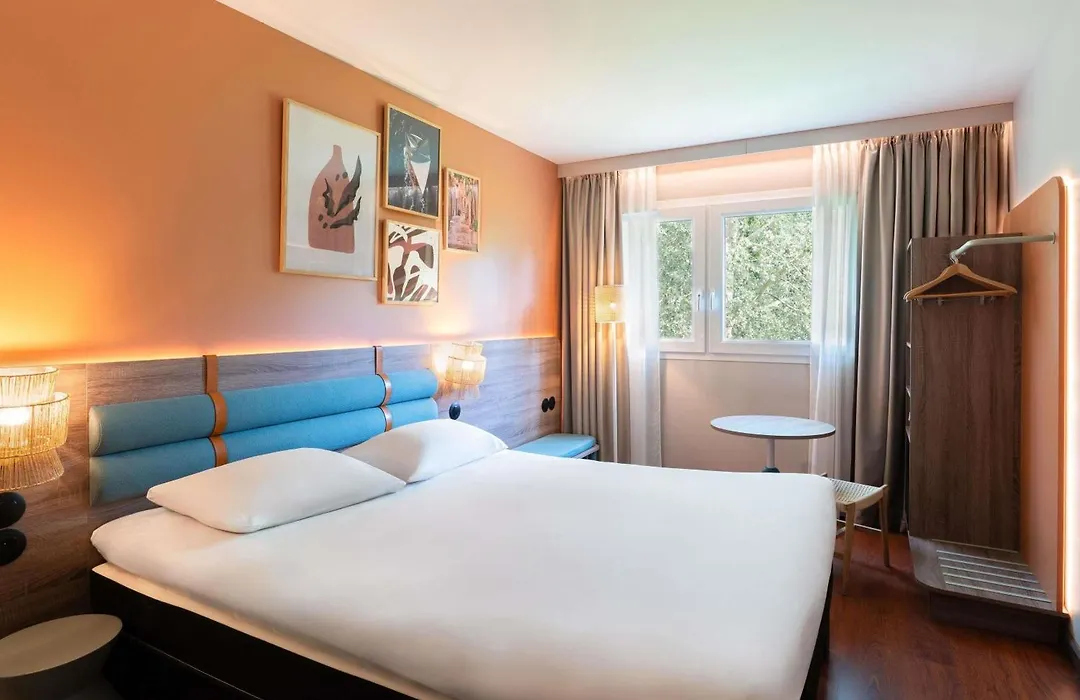Ibis Golfe De Saint-Tropez-1