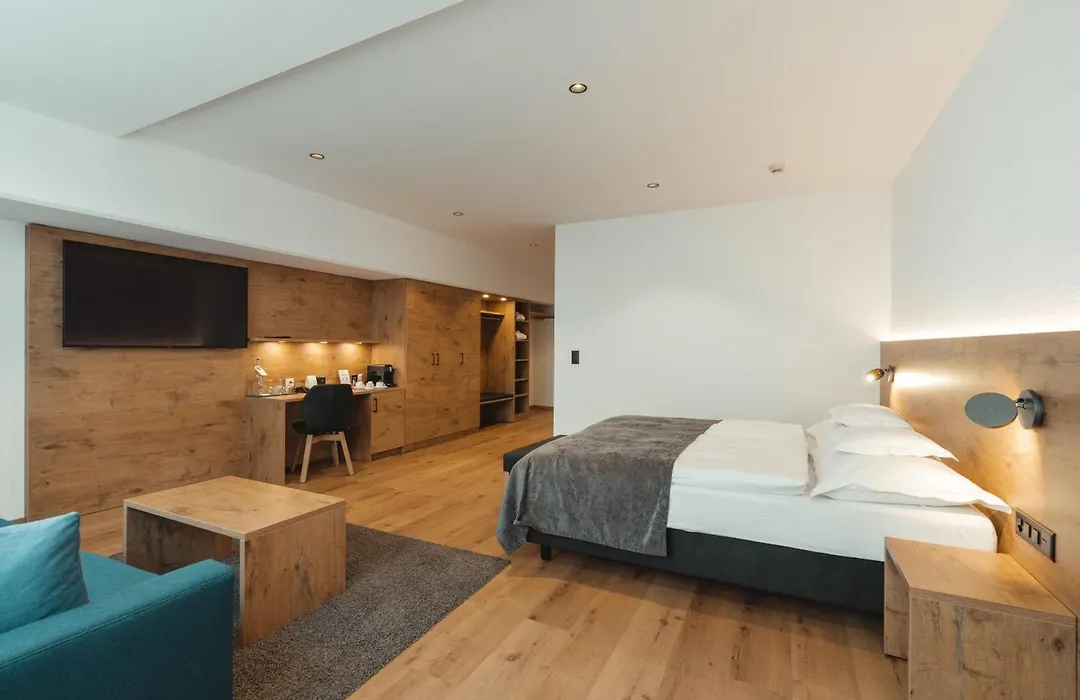 Zermatt Budget Rooms At Alpen Resort, Spa & Dining-1