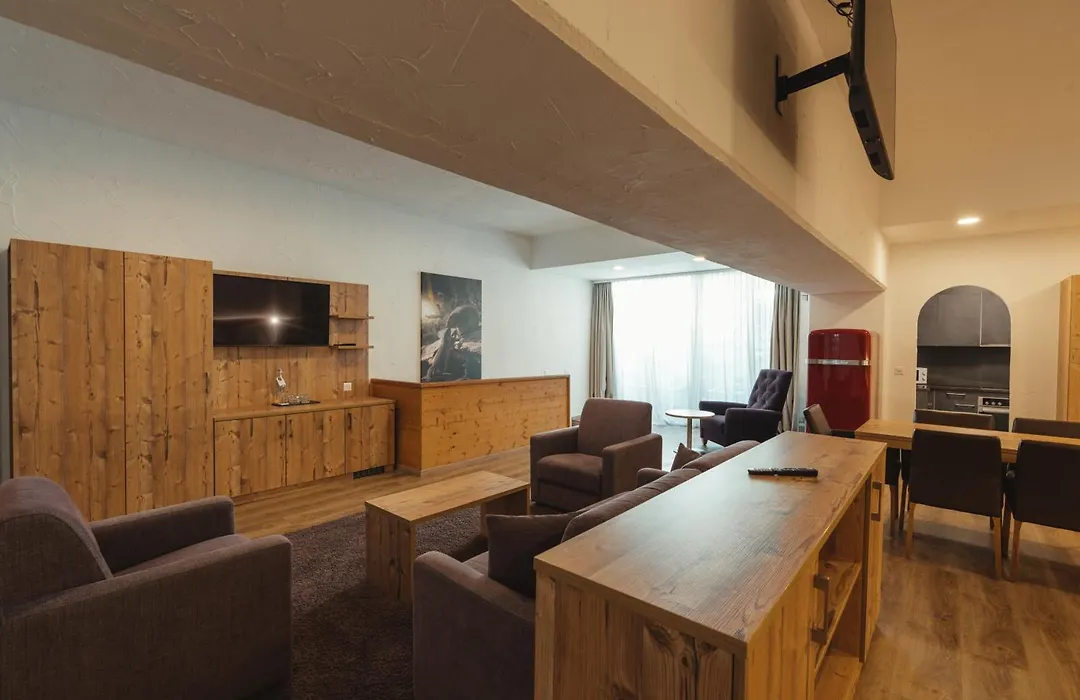 Zermatt Budget Rooms At Alpen Resort, Spa & Dining-1