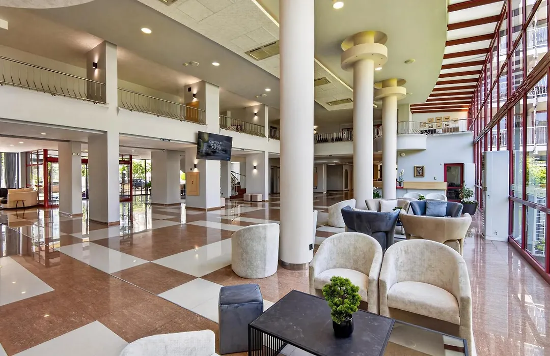 Hotel Longosa-1