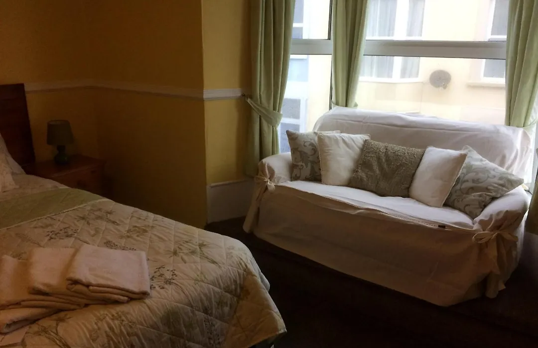 Weybourne Guest House-1