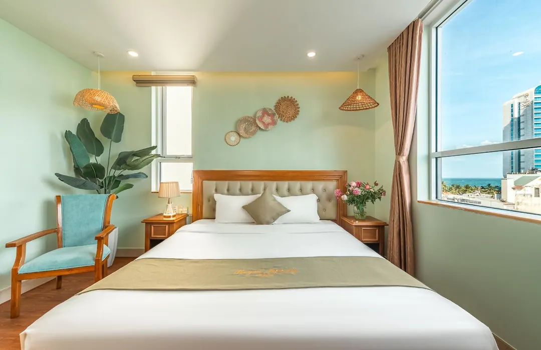 Royal Family Hotel-1