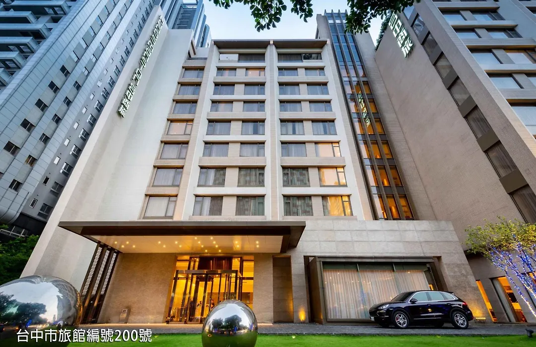 Hung'S Mansion-1