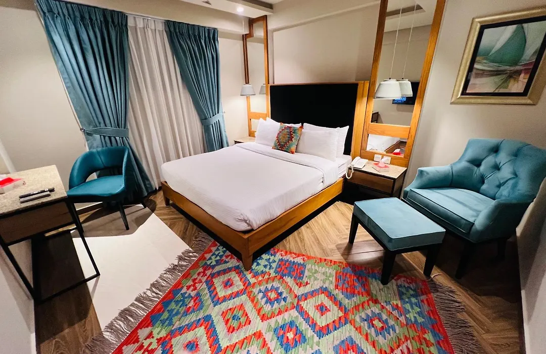 Lahore Continental Hotel-1