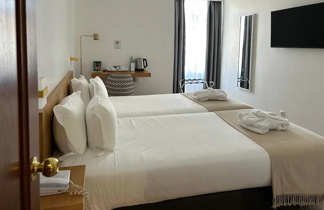 Hotel Solaris-1