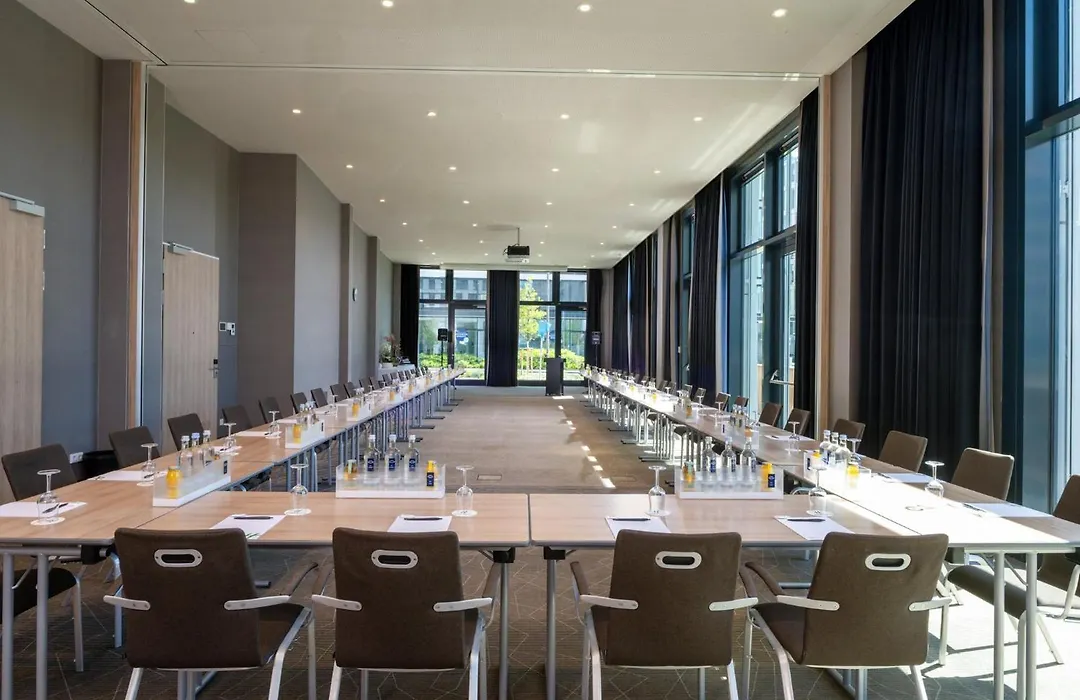 Holiday Inn Frankfurt Airport By Ihg-1