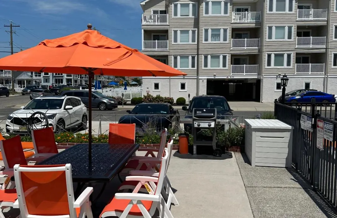 Sea Chest Motel-1