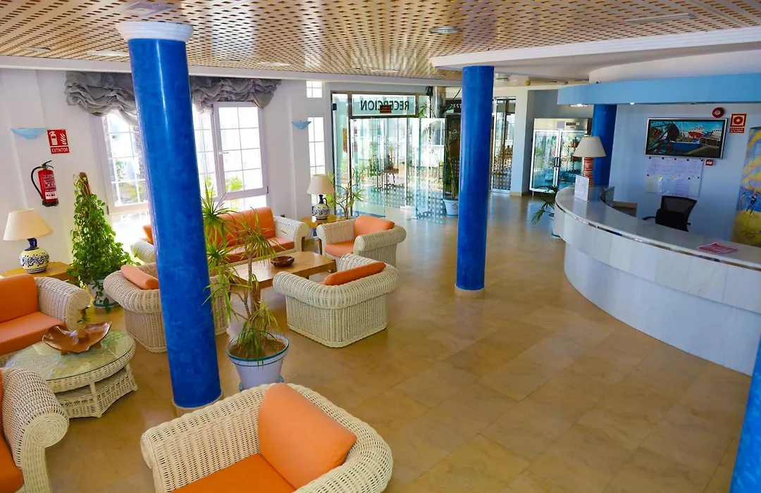 Hotel Punta Del Cantal-1