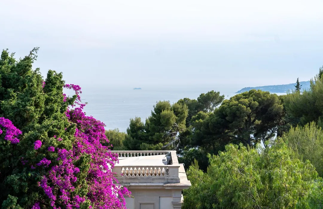 Hotel De Monaco-1