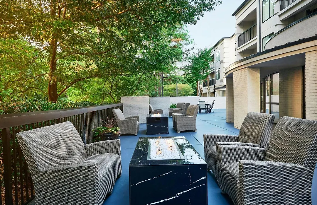 Courtyard Memphis Germantown-1