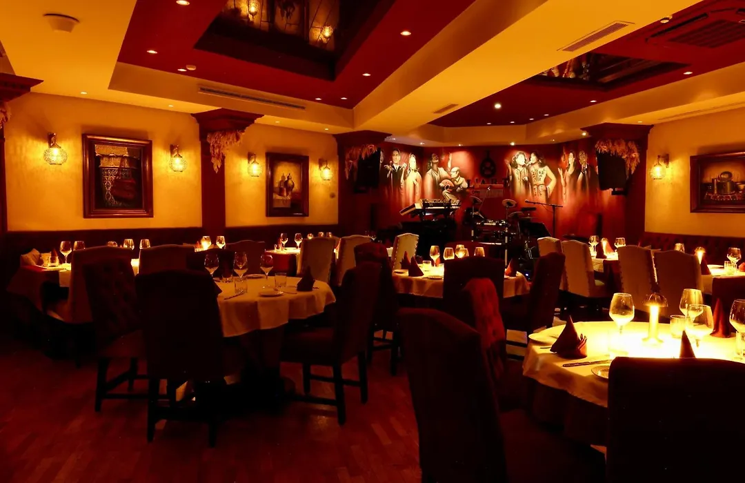 Art Palace Suites & Spa-1