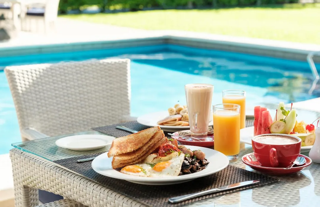 Fiji Gateway Hotel-1