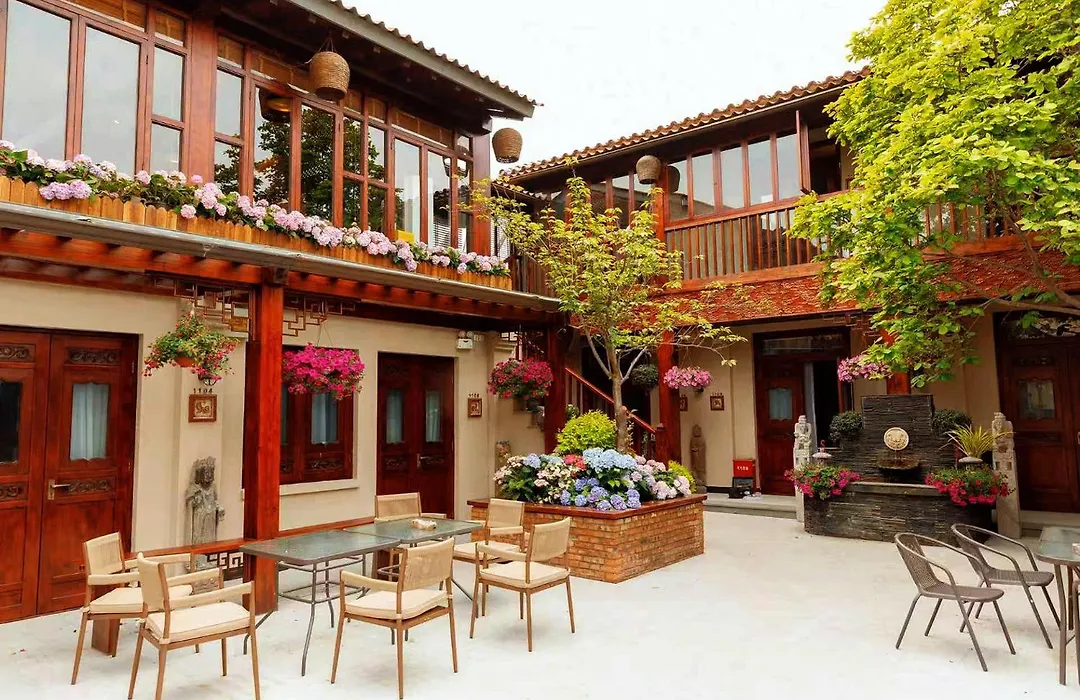 Jingshan Garden Courtyard Hotel Beijing Forbidden City Newly Renovated Tianmen Wangfujing Gardenhutong Bejjingcourtyard-1