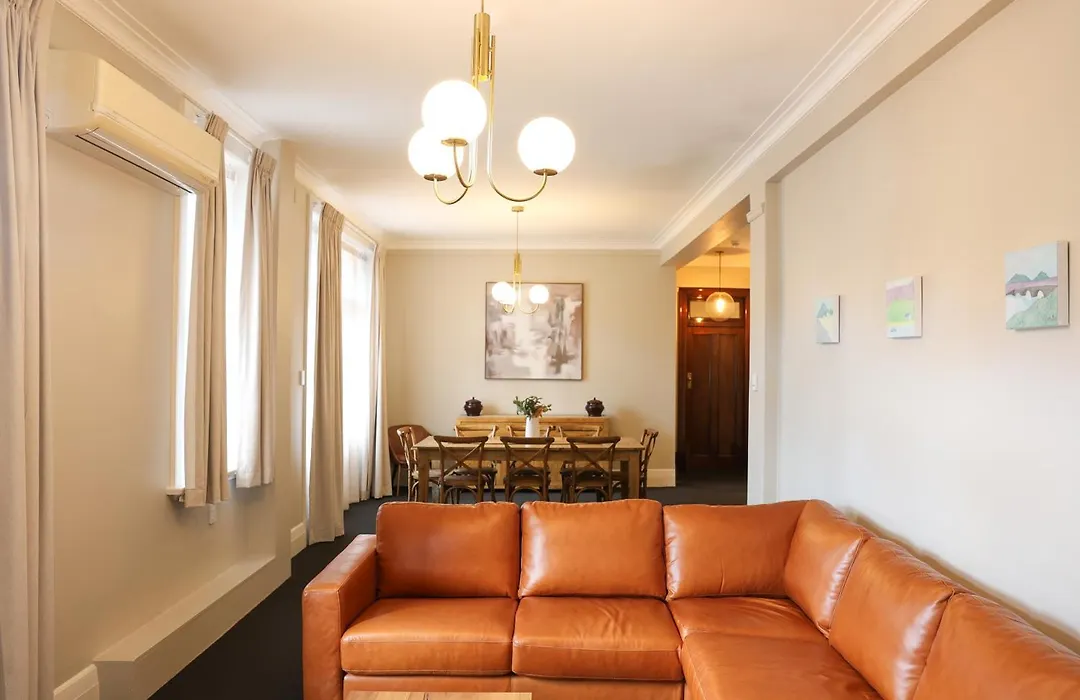 Hotel Gosford-1