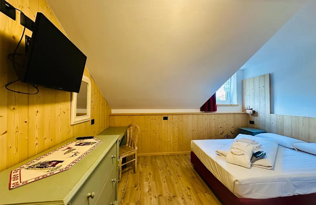 Alpen Family Hotel Someda-1