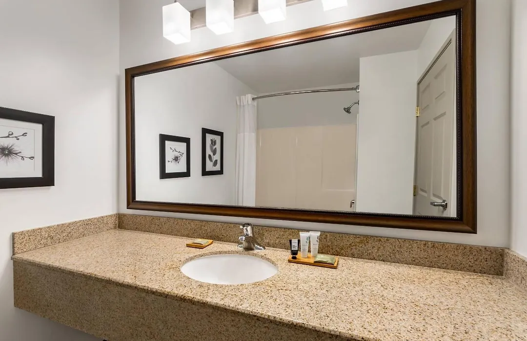 Country Inn & Suites By Radisson, Boise West - Meridian-1