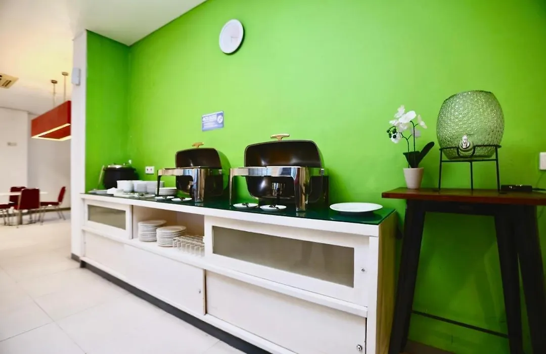 Treepark Hotel Jakarta Airport-1