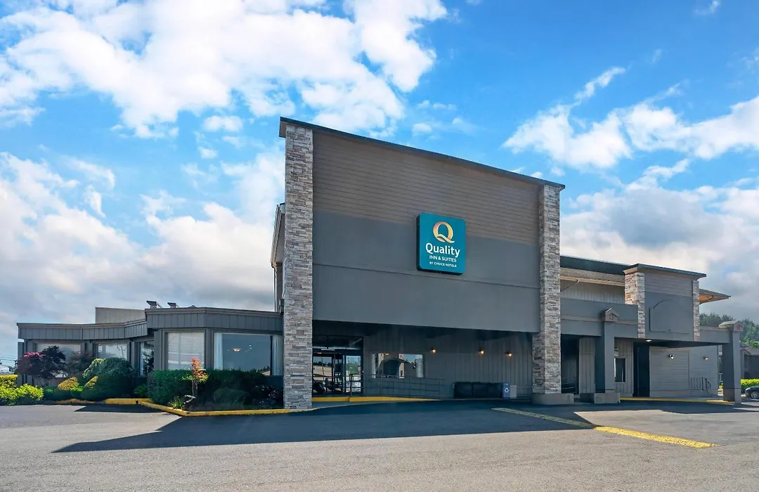 Quality Inn & Suites At Coos Bay-1