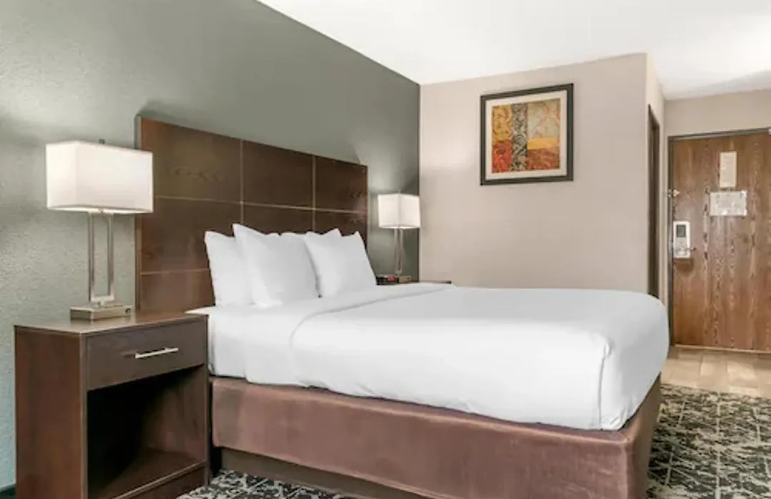 Quality Inn Grand Rapids South-Byron Center-1