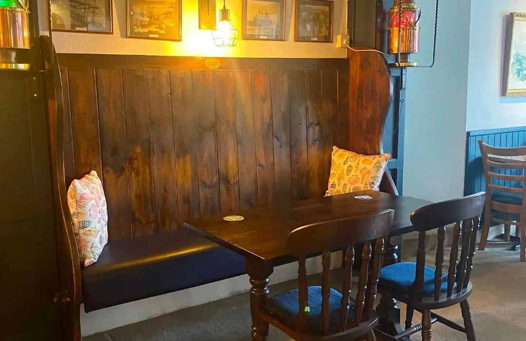 The Top House Inn-1