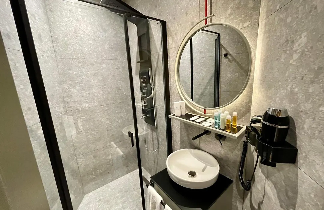 Nevv Bosphorus Hotel&Suites-1
