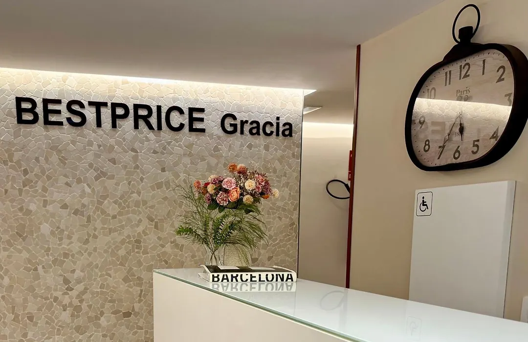 Hotel BESTPRICE Gracia-1