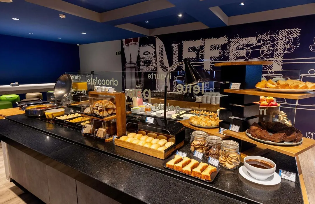 ibis budget Curitiba Centro-1